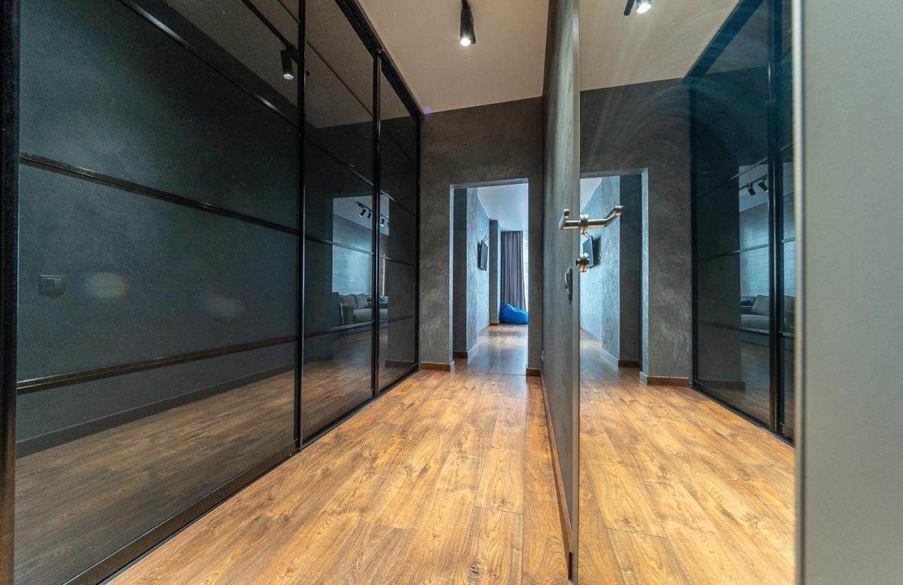 Luxury Apartments Smartplaza Obolon Metro Minskai Kiev Ngoại thất bức ảnh