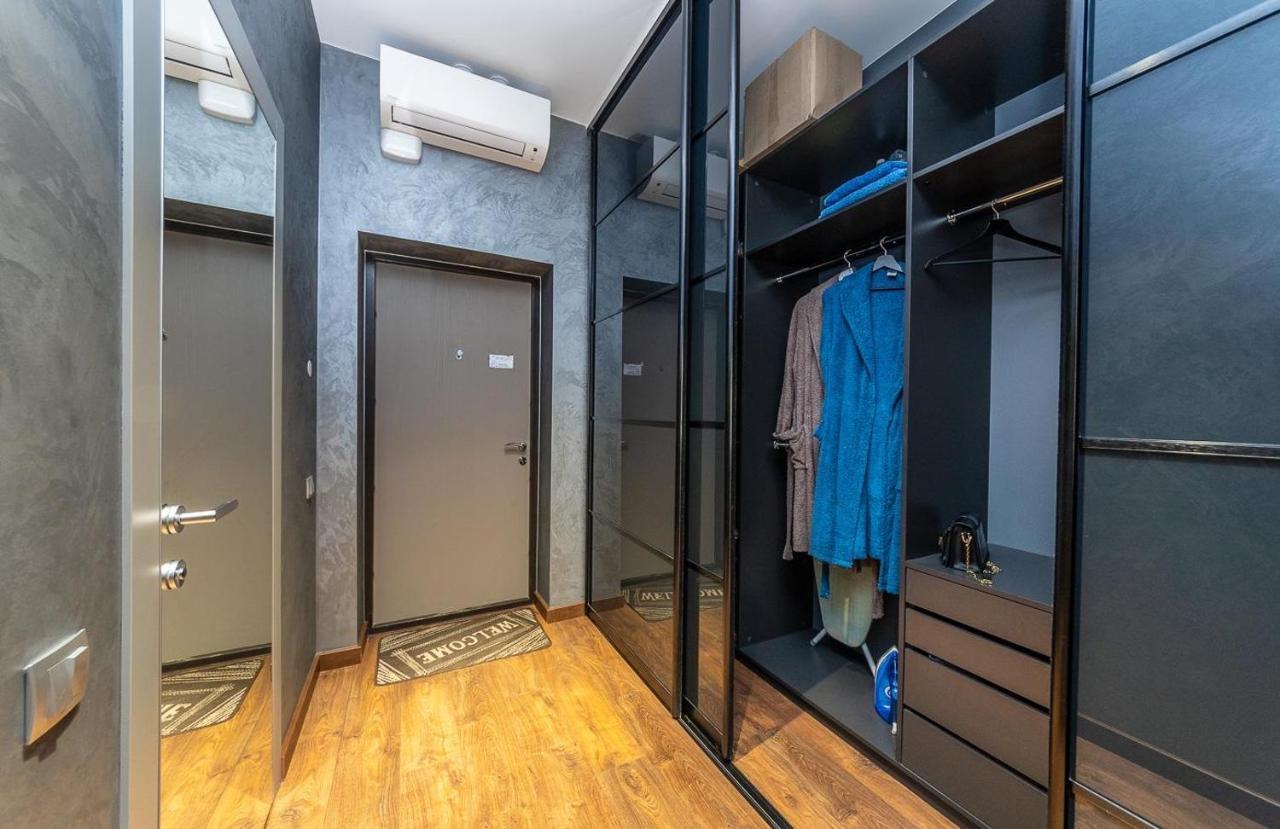 Luxury Apartments Smartplaza Obolon Metro Minskai Kiev Ngoại thất bức ảnh